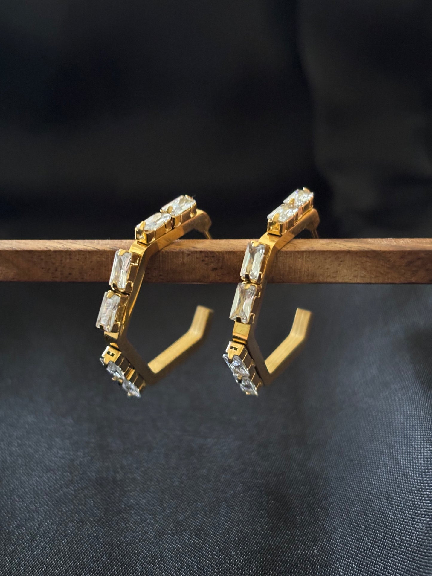 Diamond Hoops