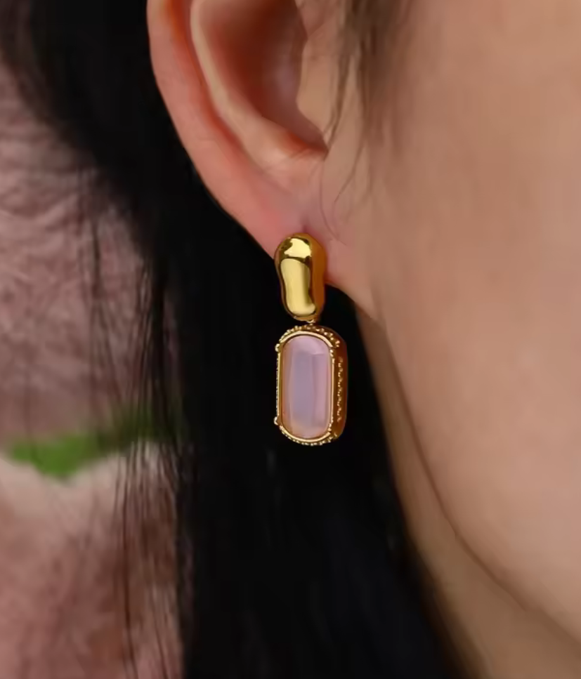 Pares Pink Retro Earrings