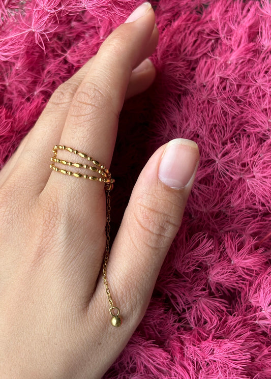 Claire Ring